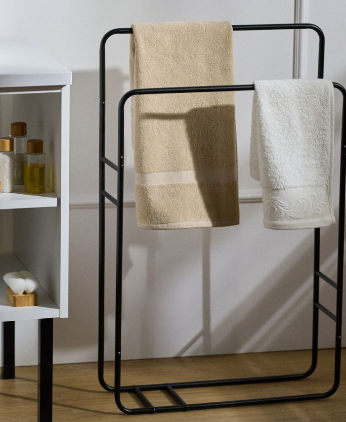 Black Tubular Freestanding Double Rail Towel Rack