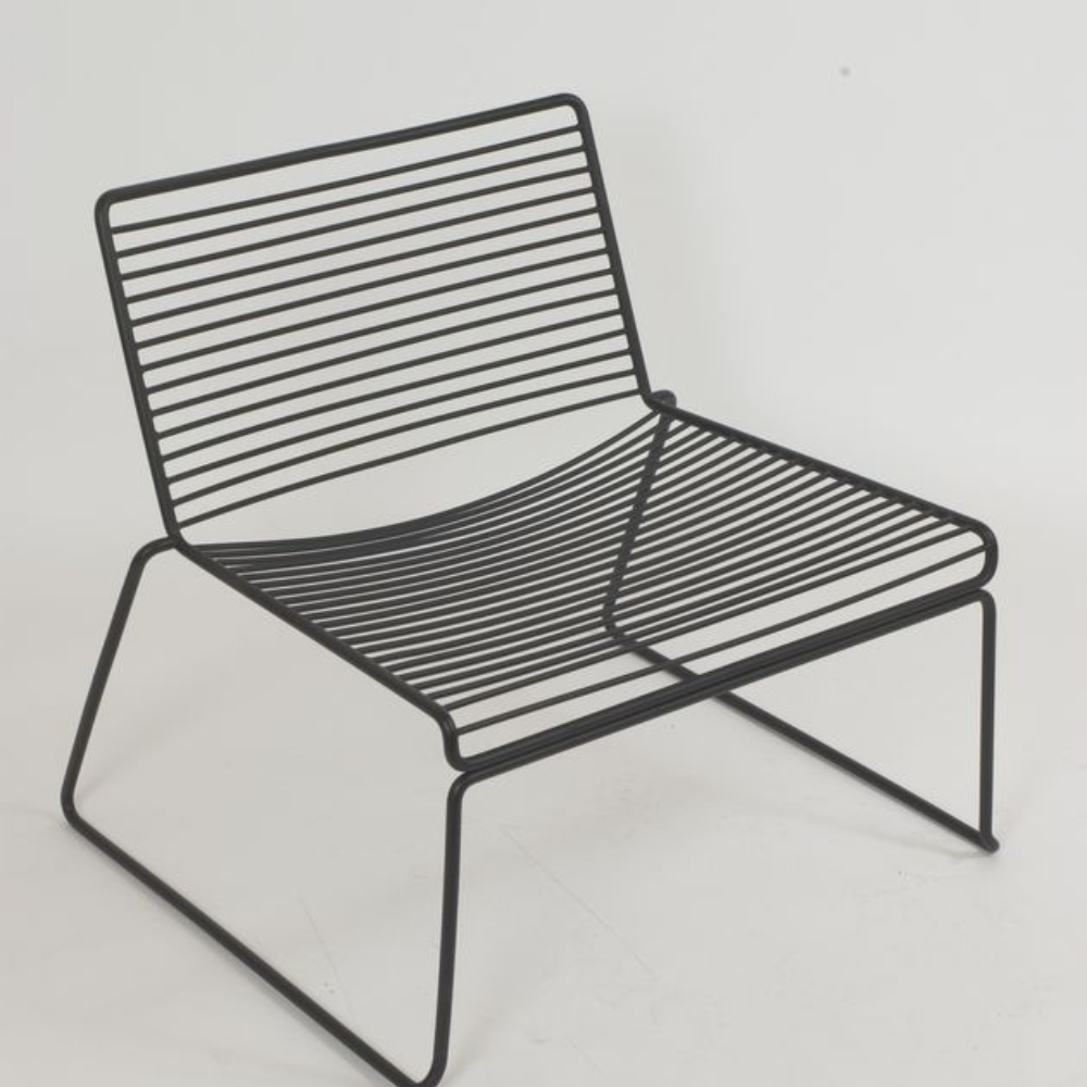 Black Wire Rod Sled Base Low Lounge Chair